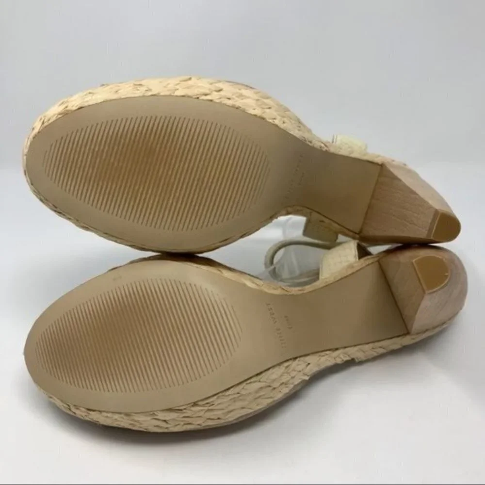 Nine West Casting Platform Sandals w/Reptile 10M